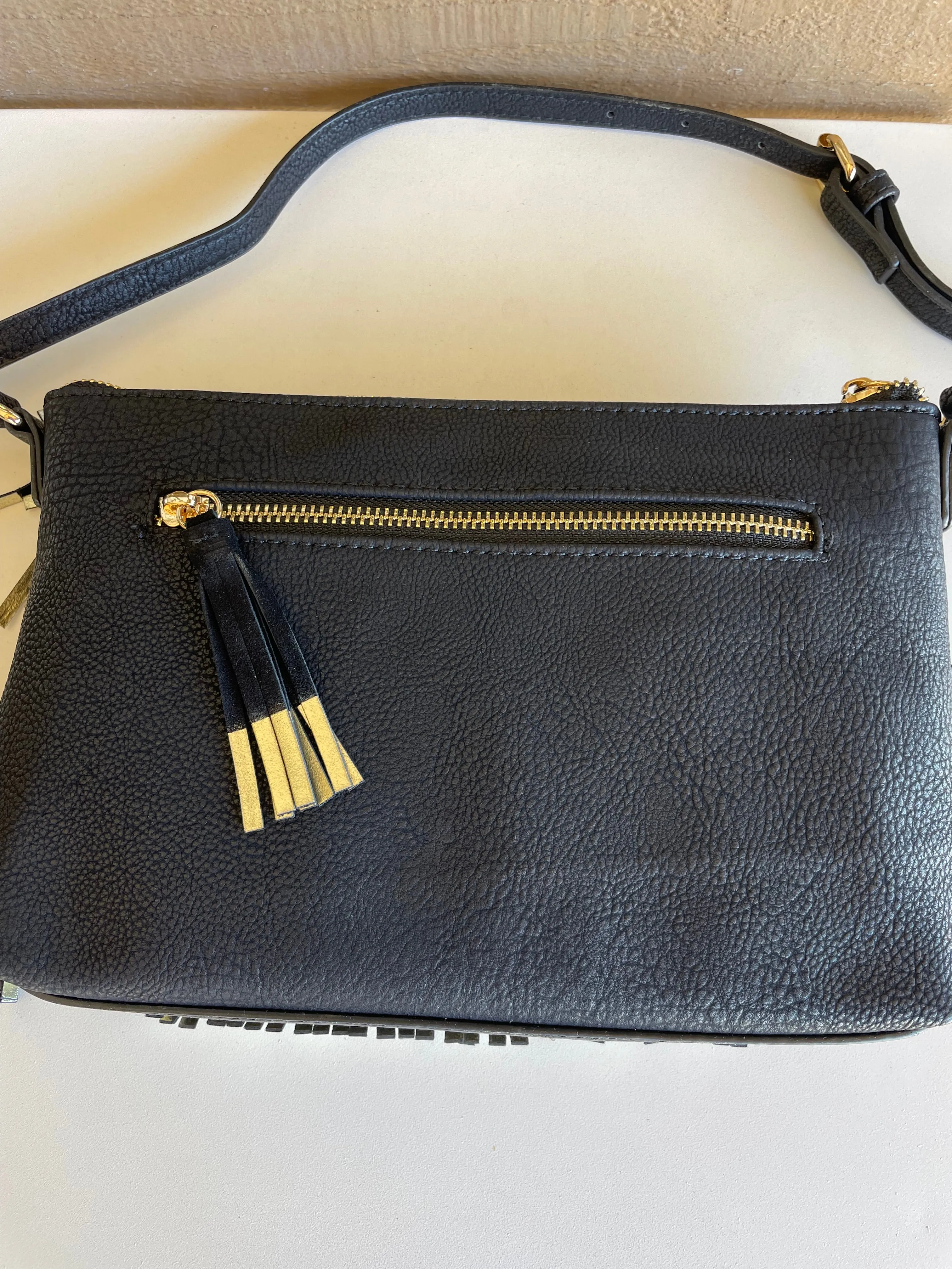 Black & Gold Fringe Crossbody Purse w/Zipper Pockets