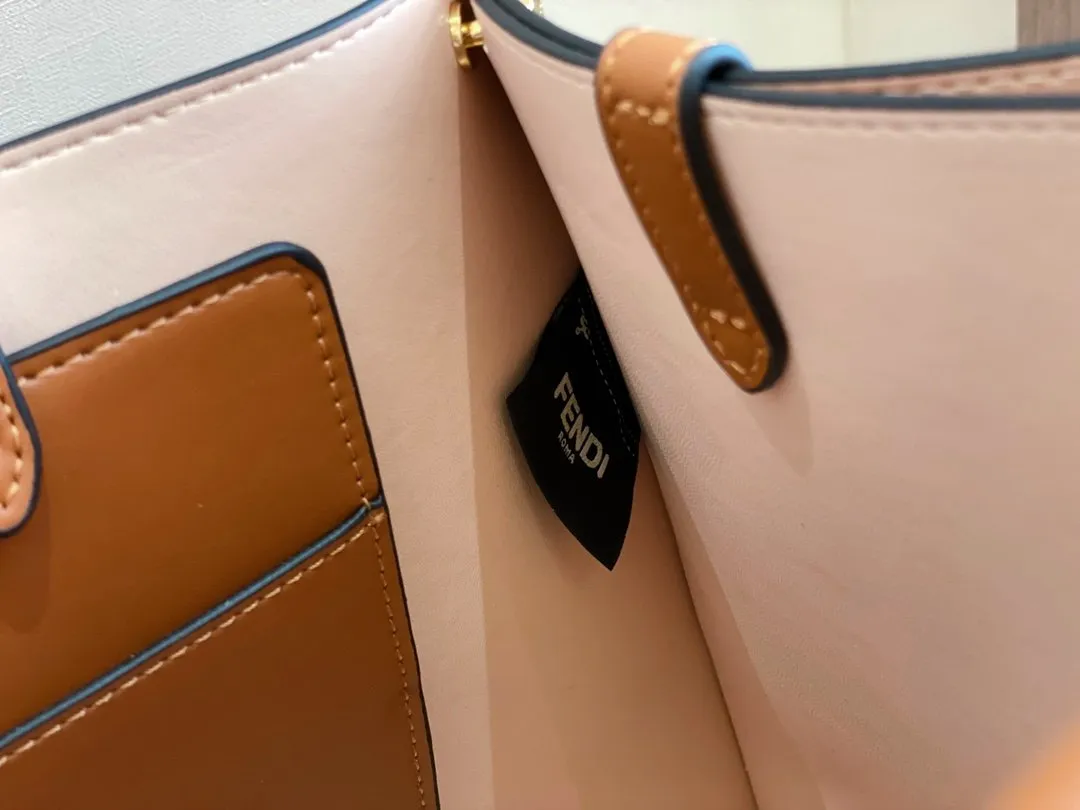 EN   Designer bags by Fendi 143