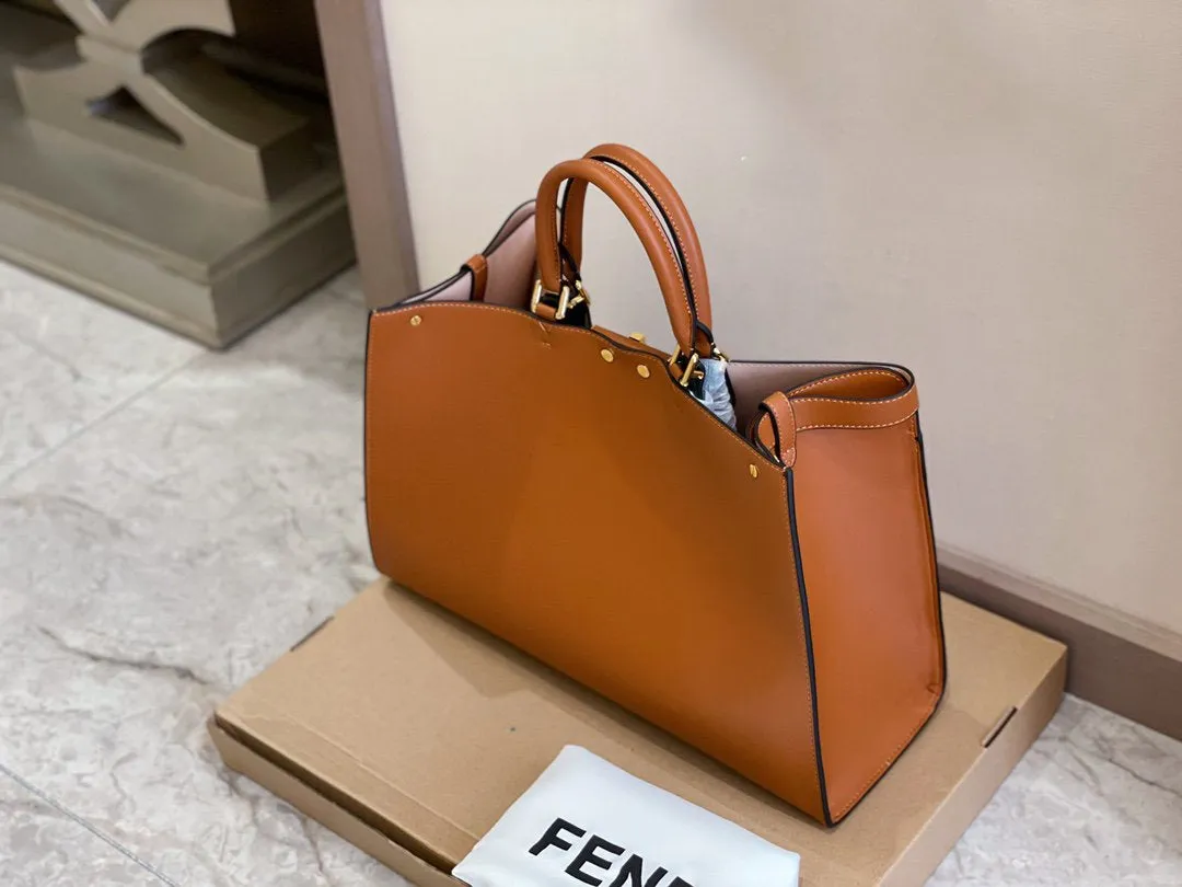 EN   Designer bags by Fendi 143