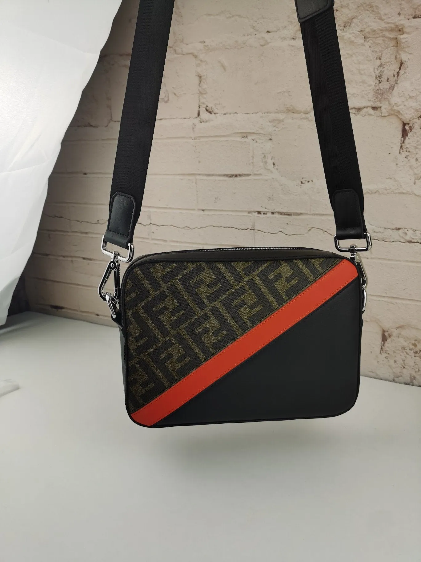 EN   Designer bags by Fendi 174