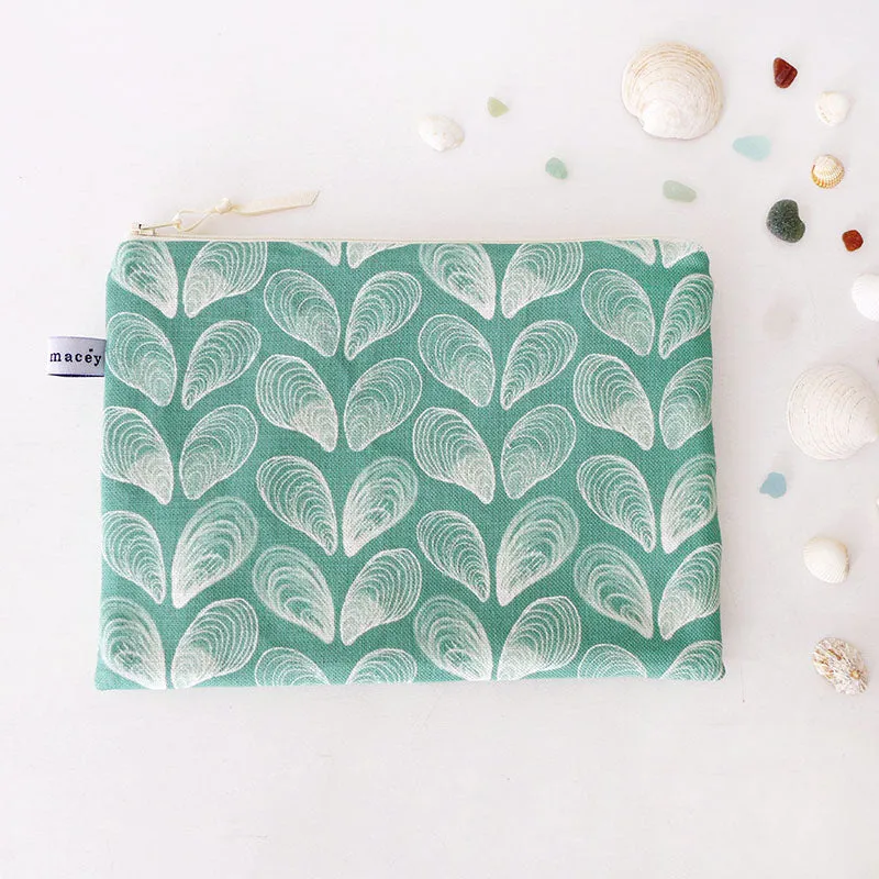 Sea Green Mussels Travel Pouch