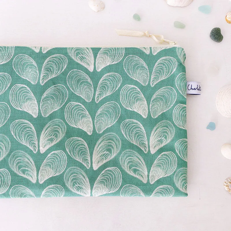 Sea Green Mussels Travel Pouch