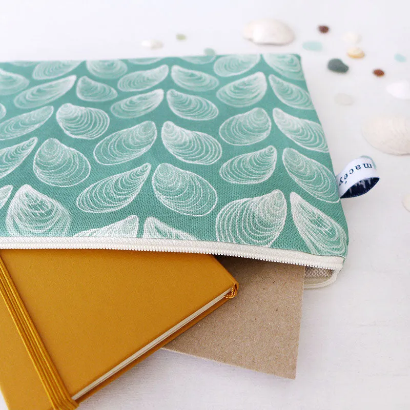 Sea Green Mussels Travel Pouch