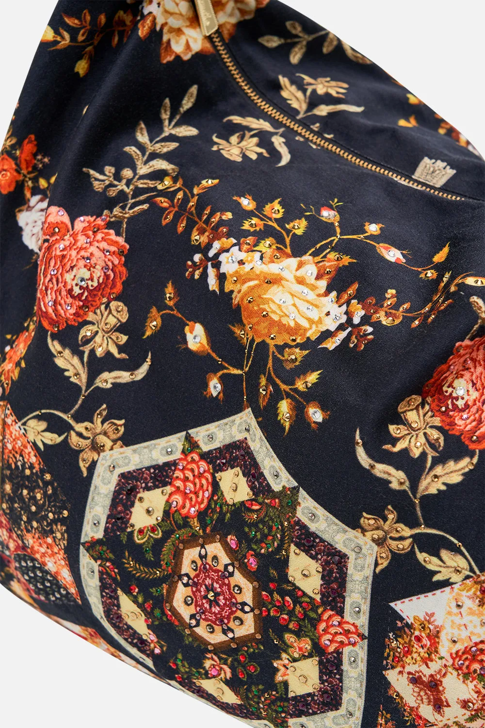SLOUCH SHOULDER BAG STITCHED IN TIME